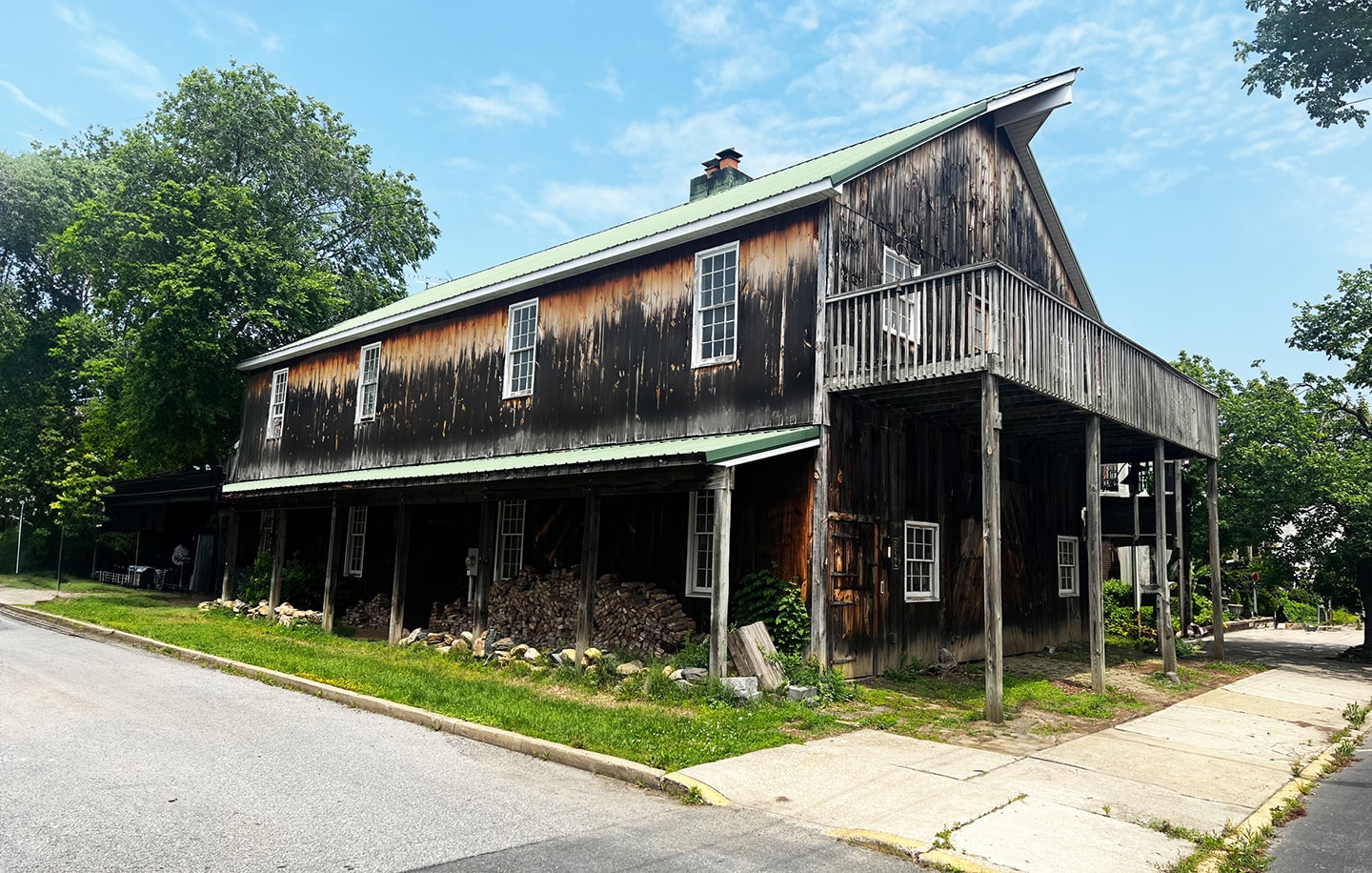 124 Clinton St, Delaware City, DE for Sale