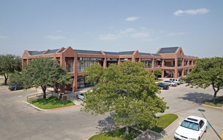 Plano, TX Retail - 301 W Parker Rd