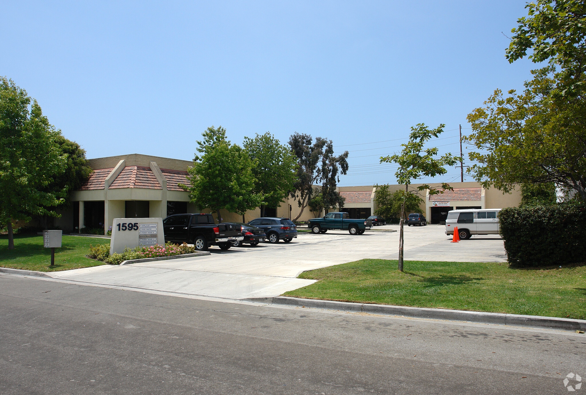1595 Walter St, Ventura, CA for Rent