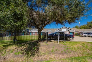 Houston, TX Apartments - 4107 Almeda Genoa Rd