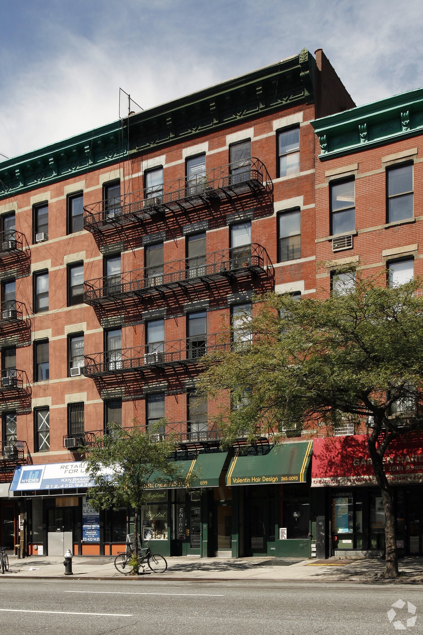 699 Tenth Ave, New York, NY for Rent