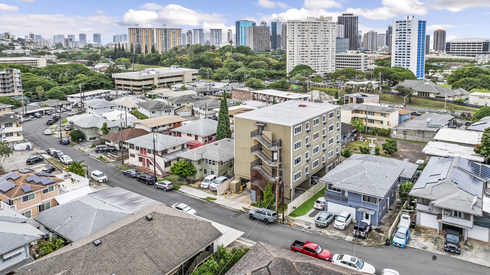 311 Puuhue Pl, Honolulu, HI for Sale