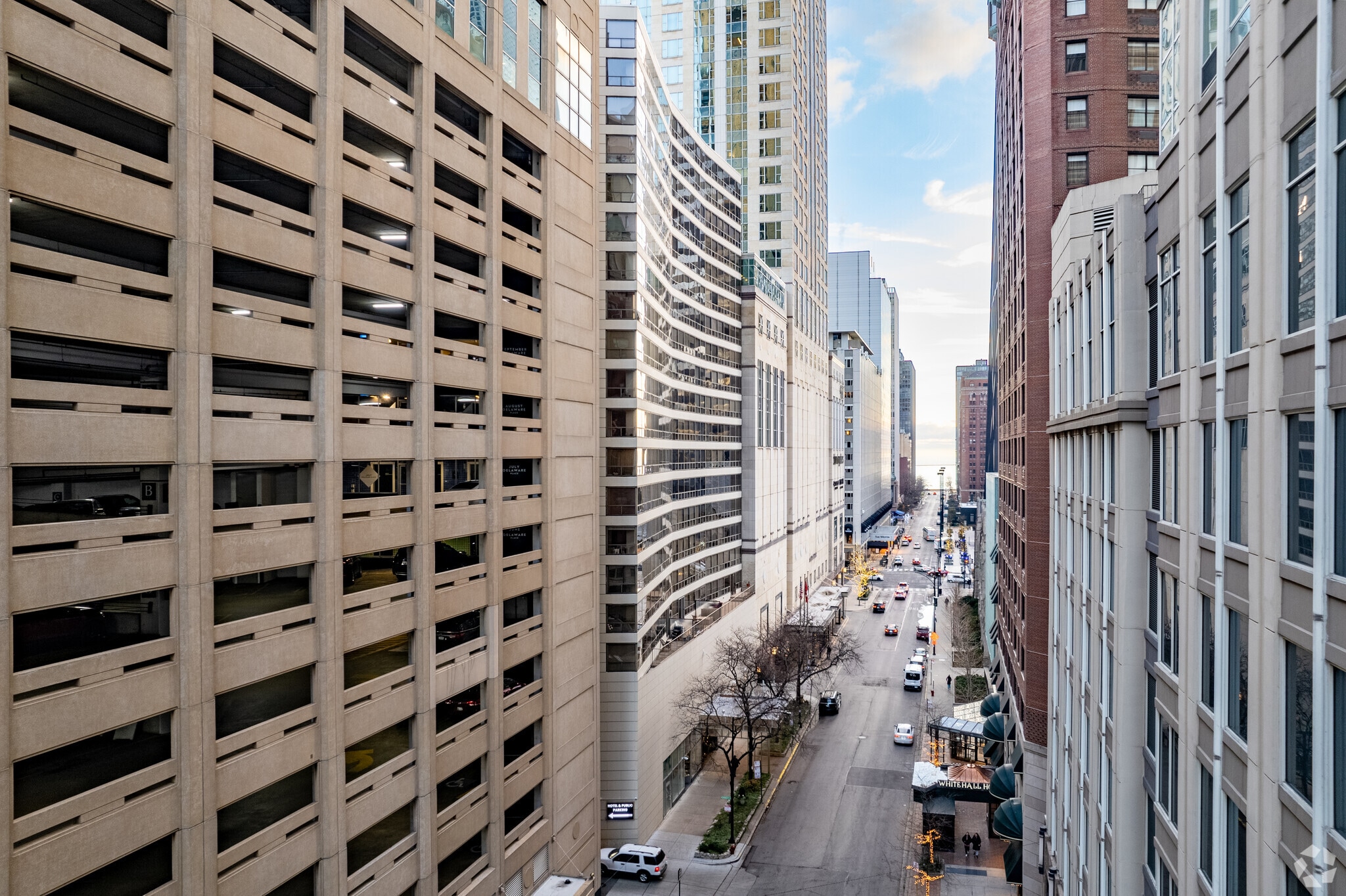 110 E Delaware Pl, Chicago, IL for Rent