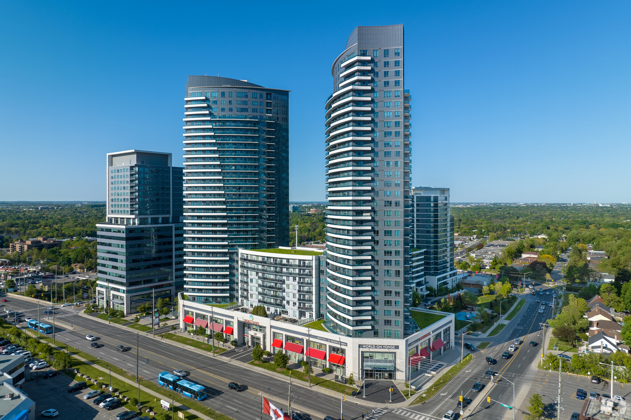 7163 Yonge St, Markham, ON for Sale