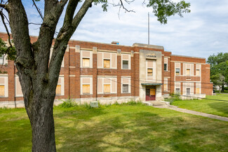 Pontiac, MI Schools - 1033 Barkell St