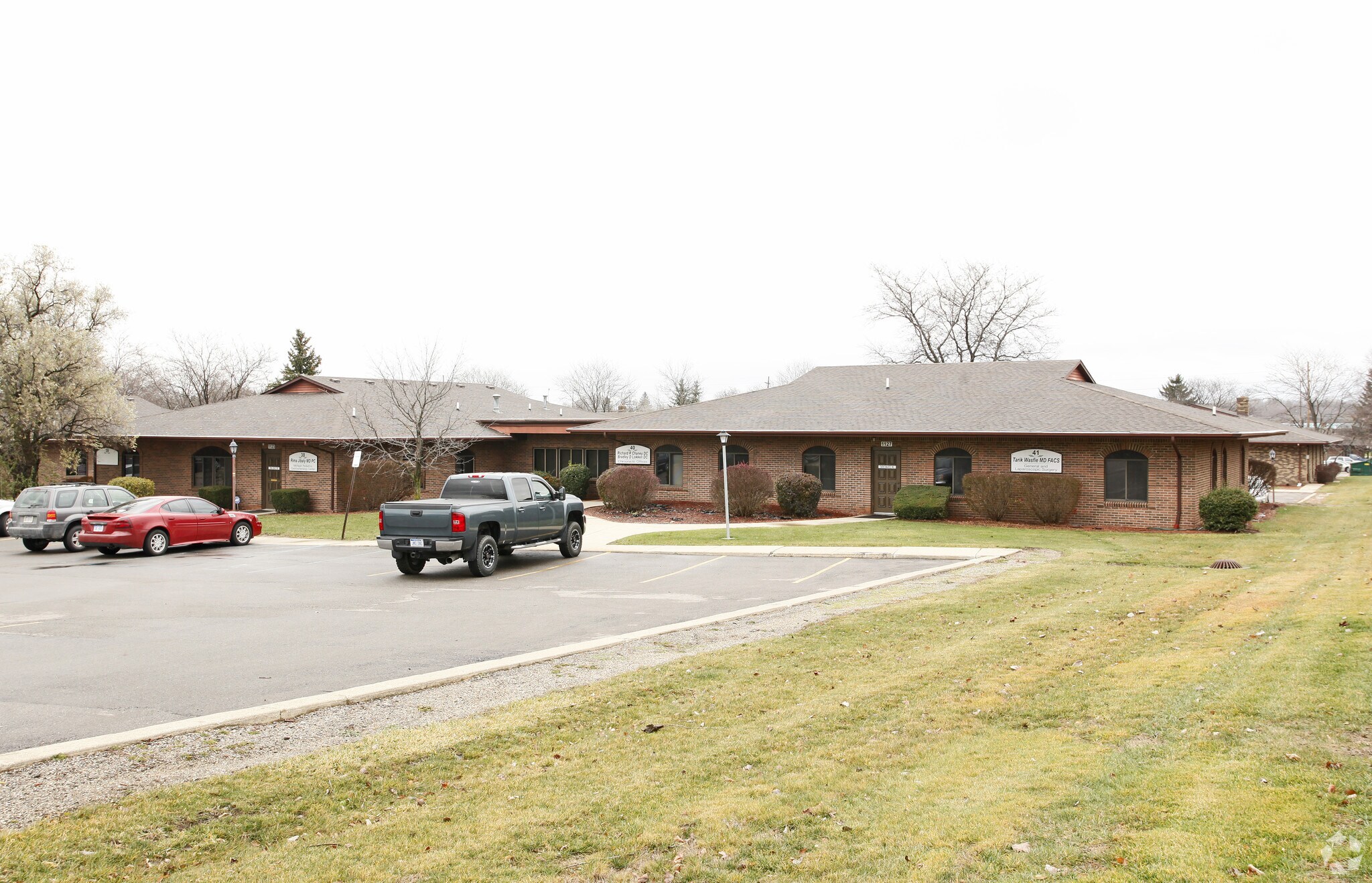 1121-1127 Villa Linde Ct, Flint, MI for Sale