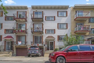 Montréal, QC Apartments - 6961 - 6965 Av Wiseman Montréal, QC Apartments - 6961 - 6965 Av Wiseman