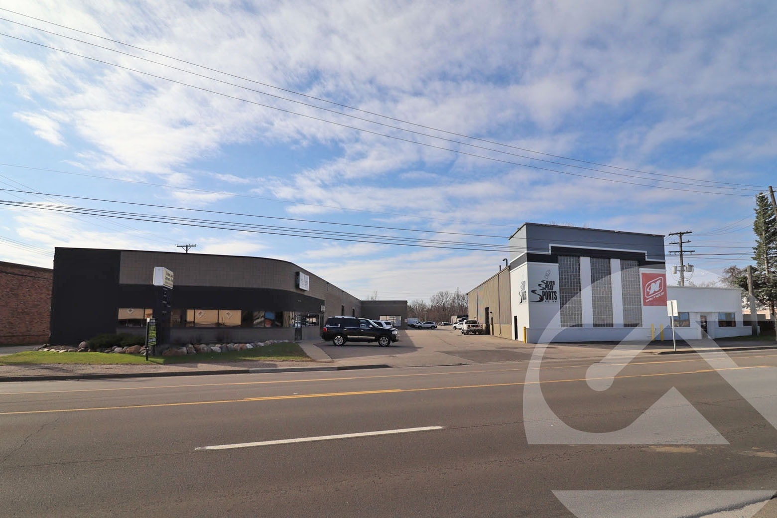 2655 Orchard Lake Rd, Sylvan Lake, MI for Rent