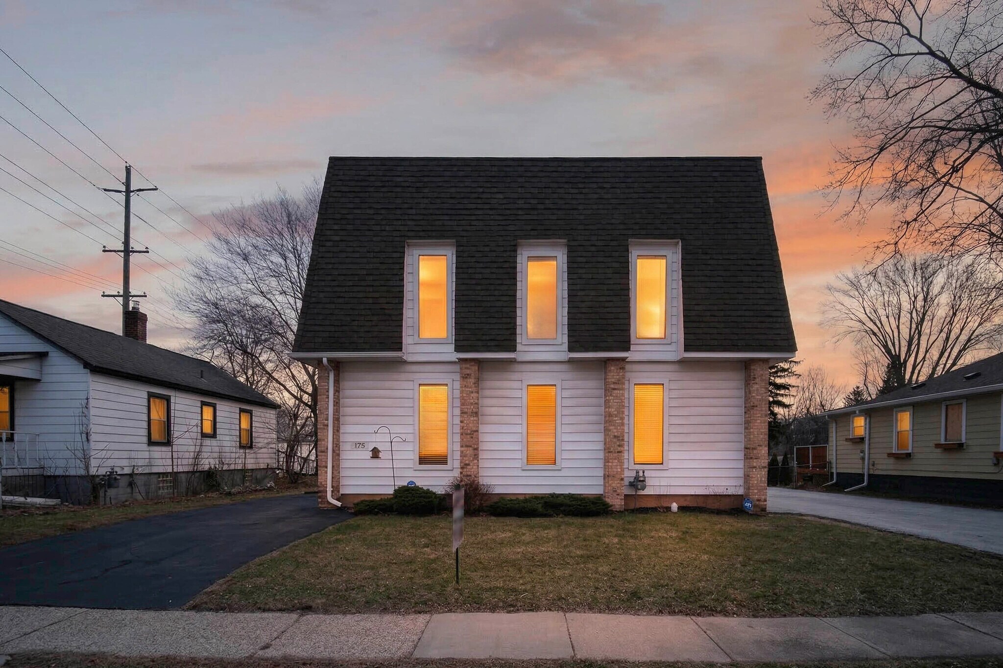 175 2nd St, Belleville, MI for Sale