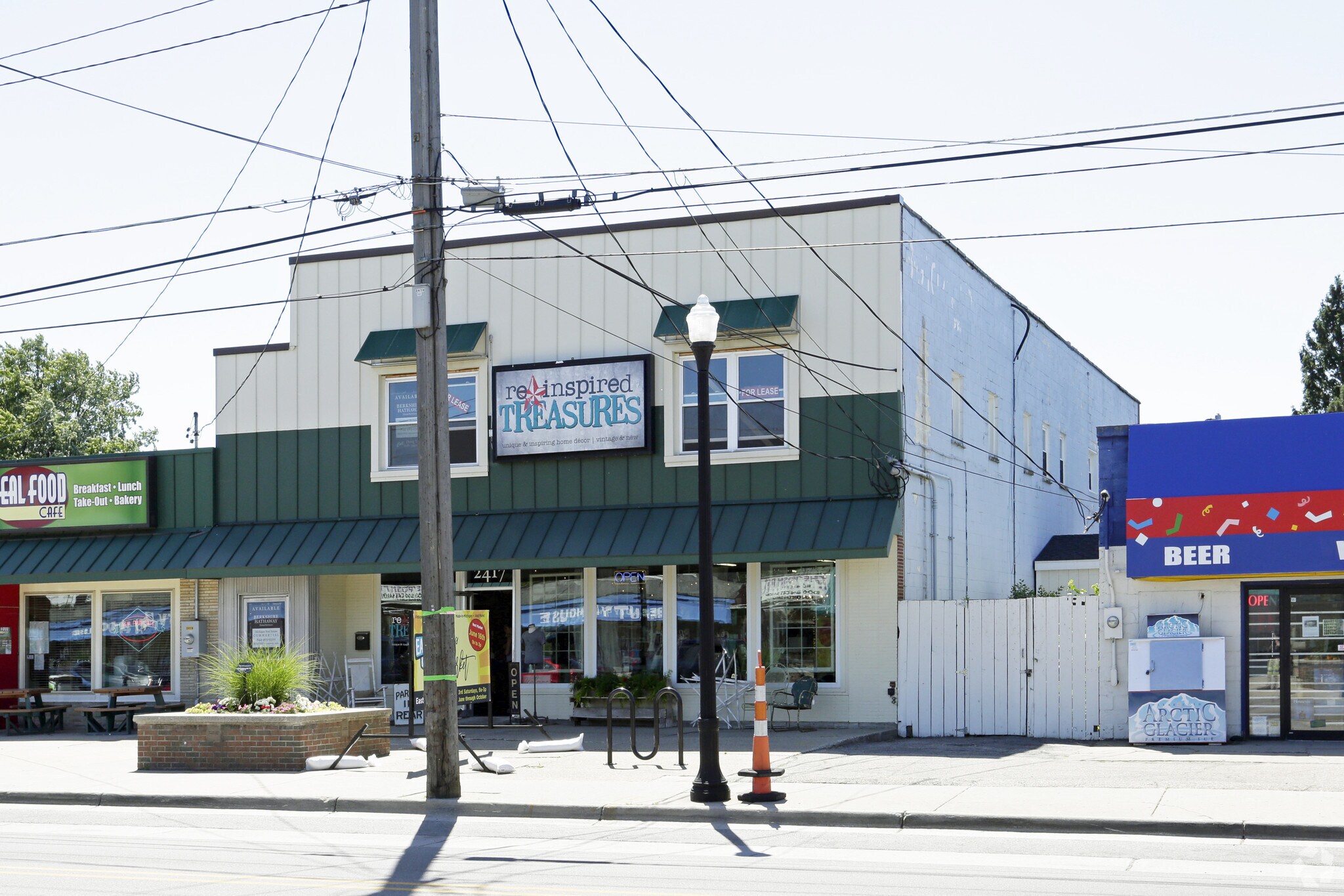 2417 Eastern Ave SE, Grand Rapids, MI for Rent