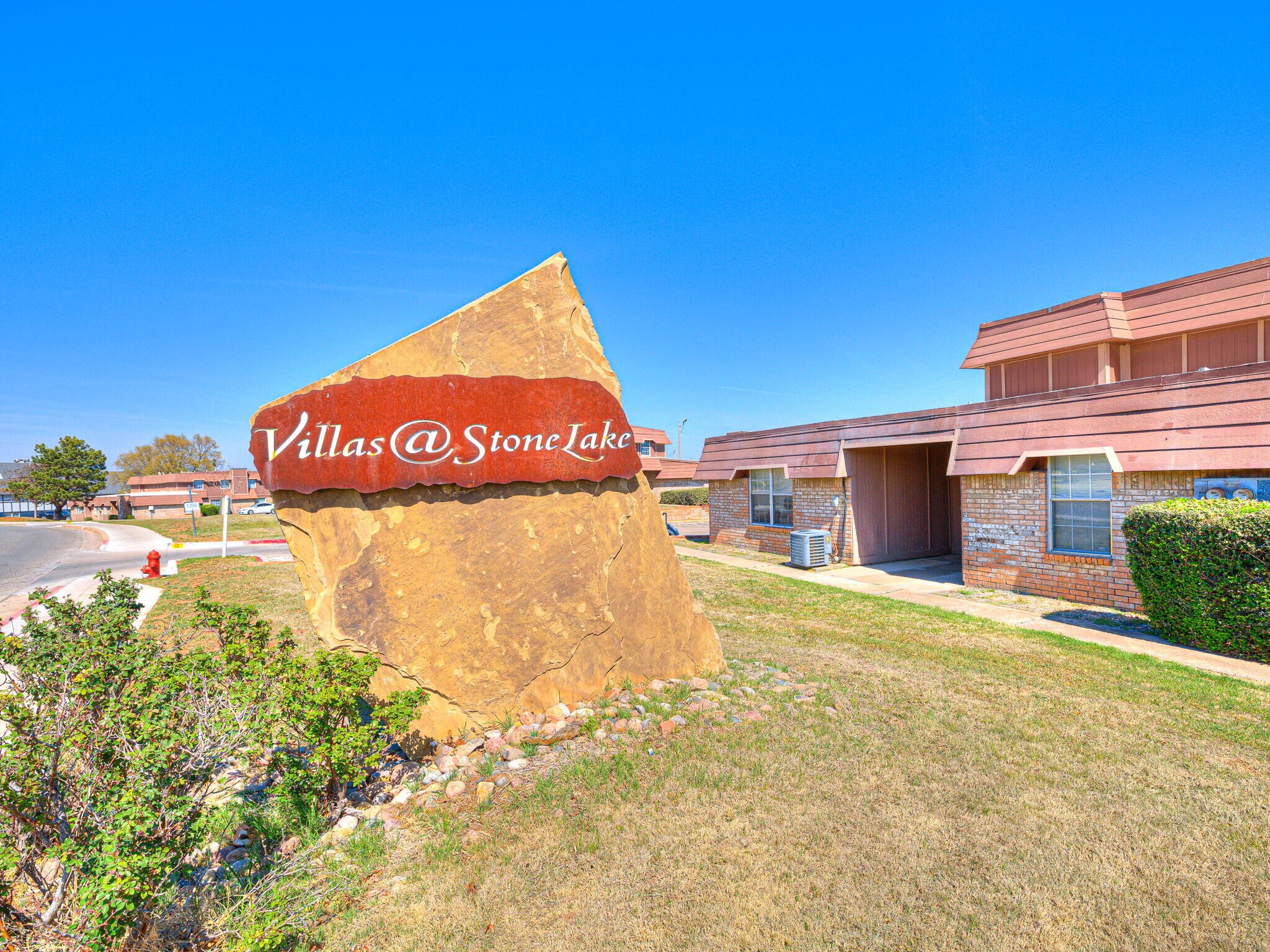 7404 Lyrewood Ln, Oklahoma City, OK for Sale