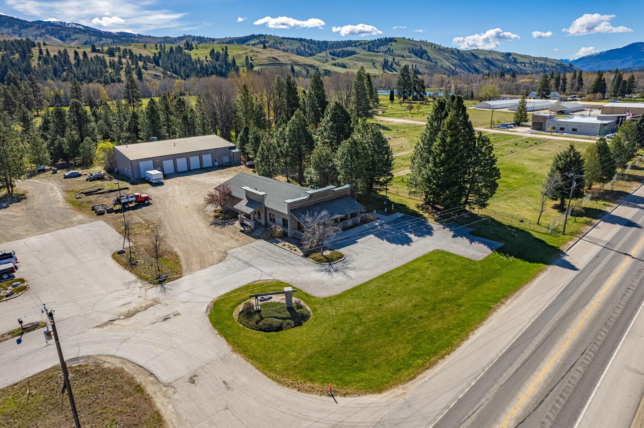 3334 Dvn Ln, Darby, MT for Sale
