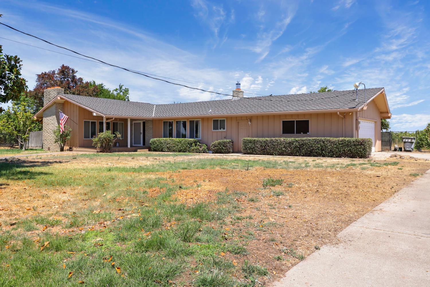 8275 E Orchard Rd, Acampo, CA for Sale