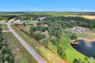 Willis, TX Commercial Land - TBD TBD Seven Coves rd