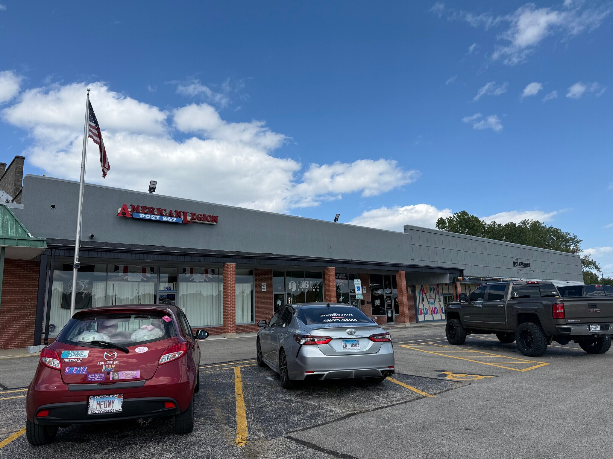 142 N Seymour Ave, Mundelein, IL for Rent