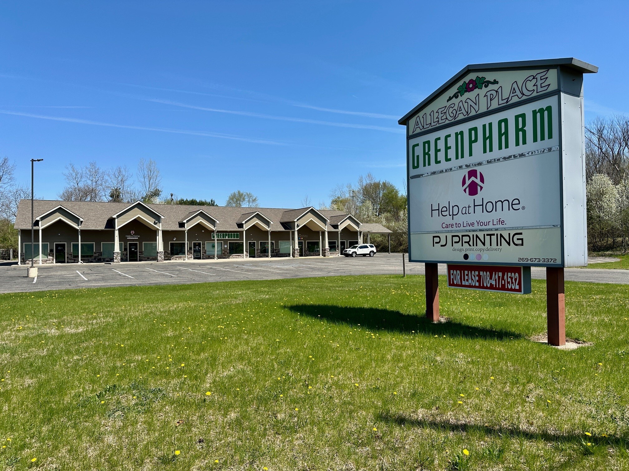 633 Hooker Rd, Allegan, MI for Sale