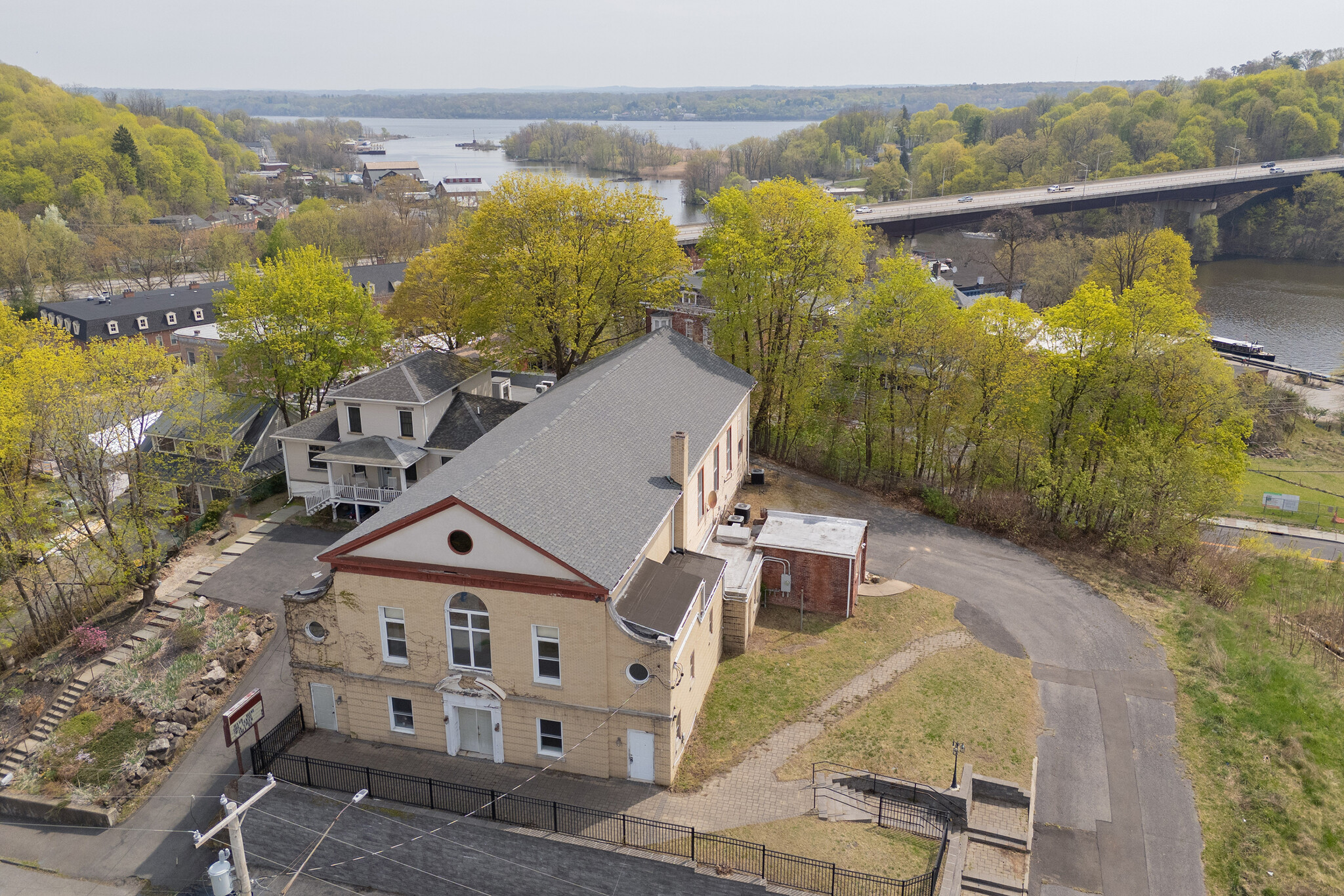 24 W Union St, Kingston, NY for Sale