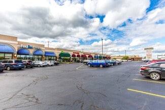 Wauwatosa, WI Retail - 801-869 N Mayfair Rd
