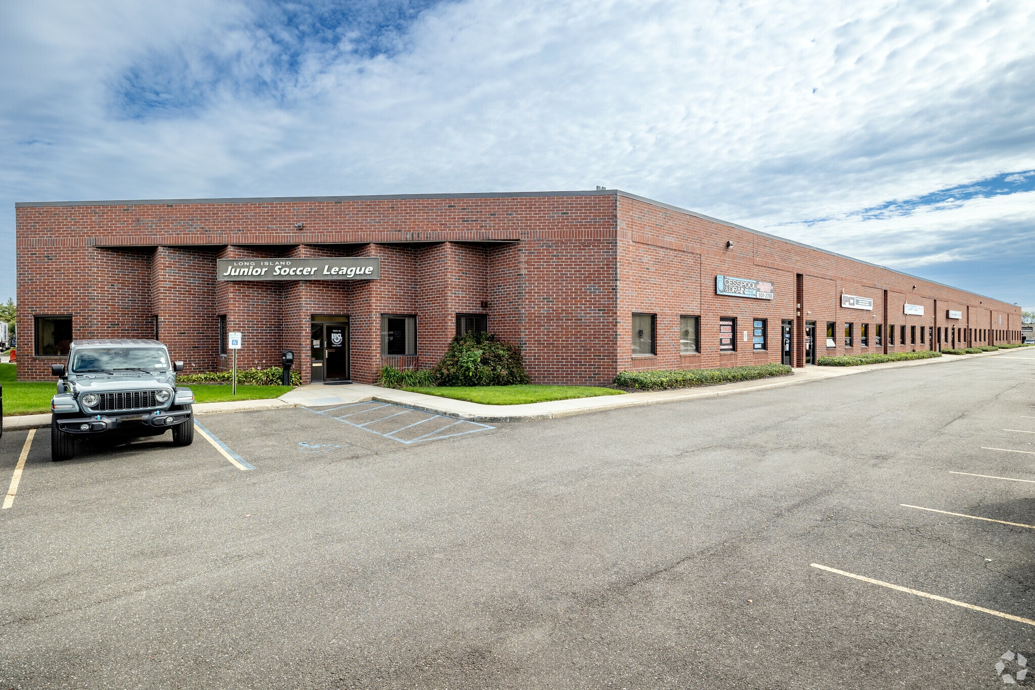 701 Koehler Ave, Ronkonkoma, NY for Rent