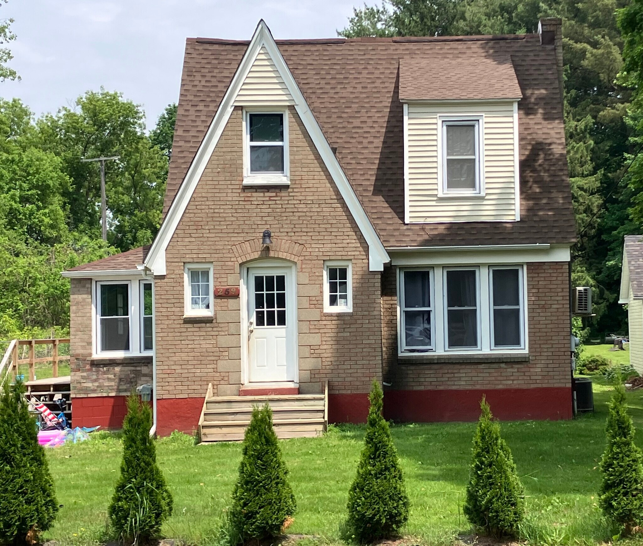 259 S Lake Pleasant Rd, Attica, MI for Sale