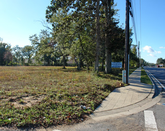 Pensacola, FL Commercial - 8620 N Davis Hwy
