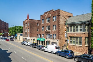 Chicago, IL Retail - 632-644 W Addison St