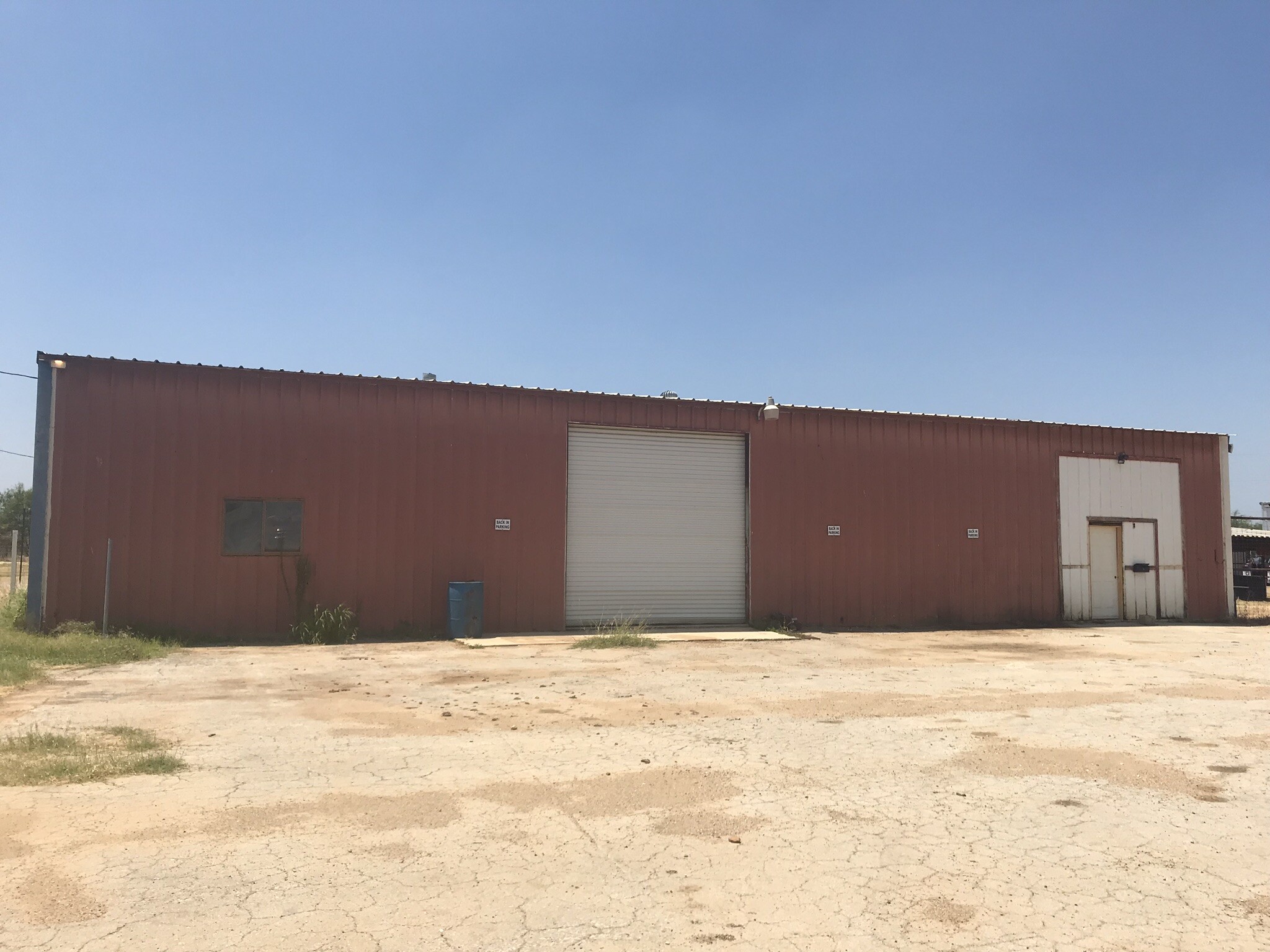 800 W Fm 117, Dilley, TX for Rent