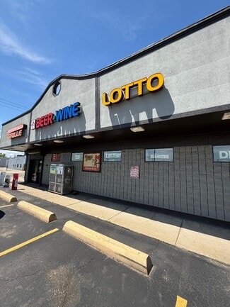 Warren, MI Freestanding - 24001 Groesbeck Hwy