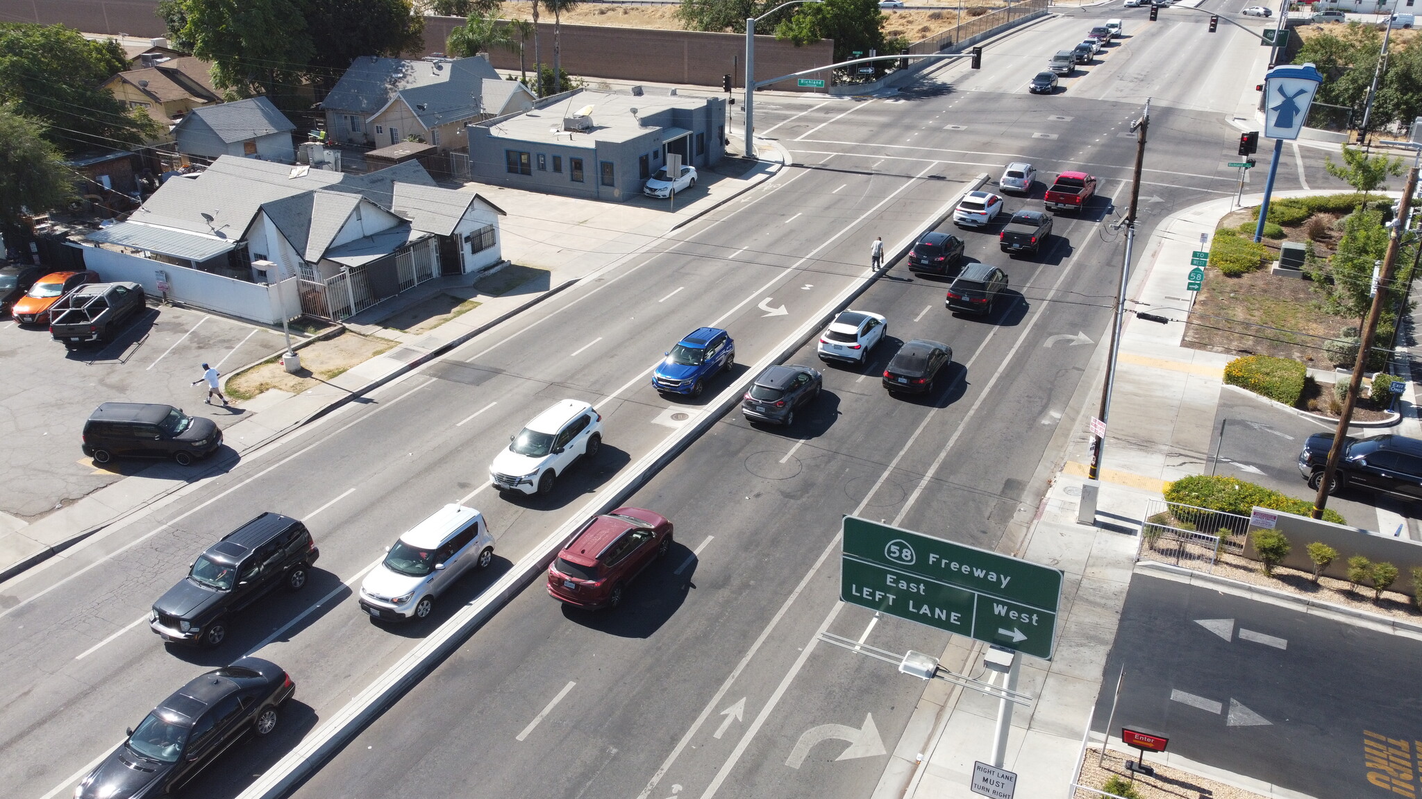 18 S Chester Ave, Bakersfield, CA for Sale