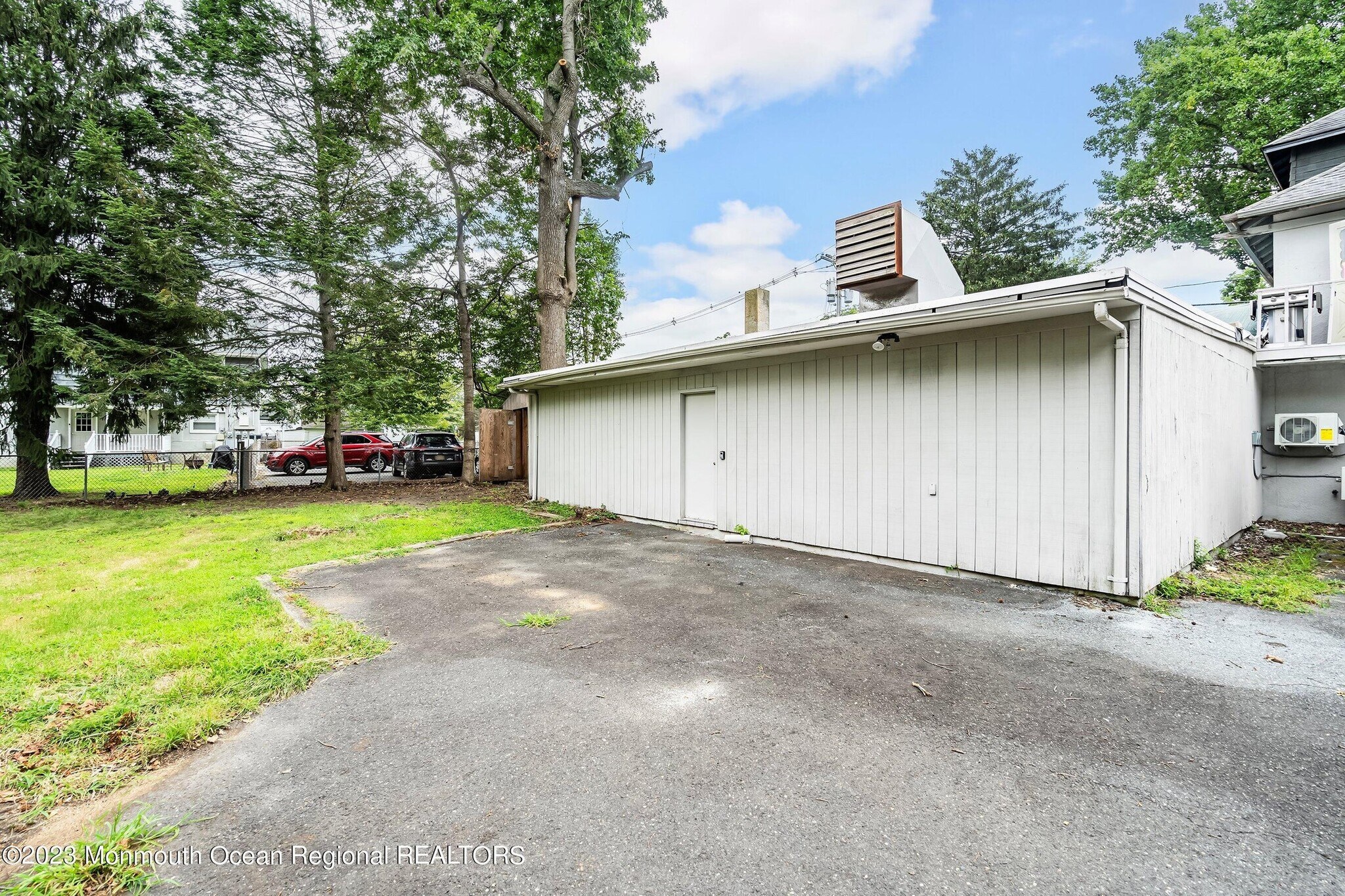 27 Boud Avenue Farmingdale, NJ 07727 Industrial Property for Lease on