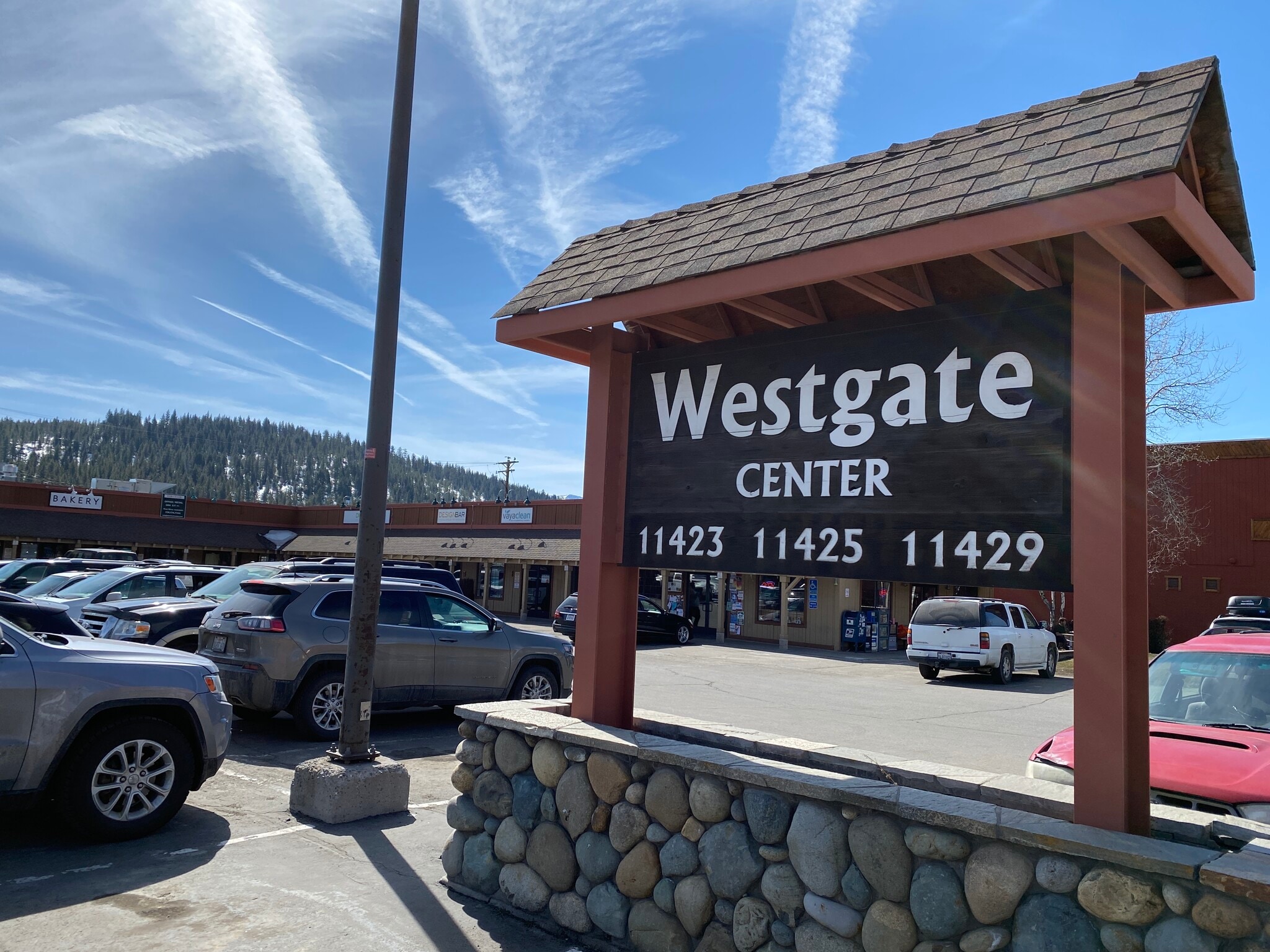 11423-11429 Donner Pass Rd, Truckee, CA for Rent