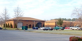 Chesapeake, VA Apartments - 749 Green Tree Cir