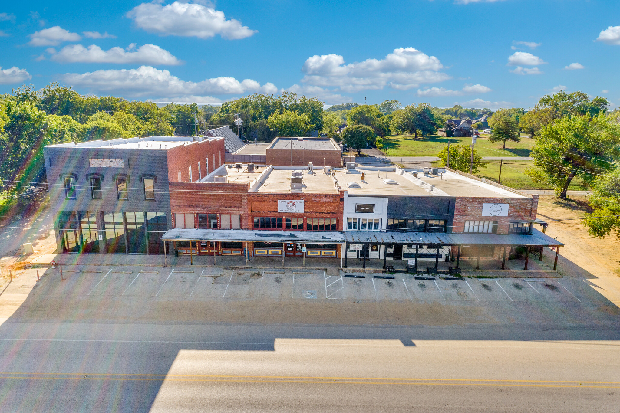 204-208 S Main St, Aubrey, TX for Sale