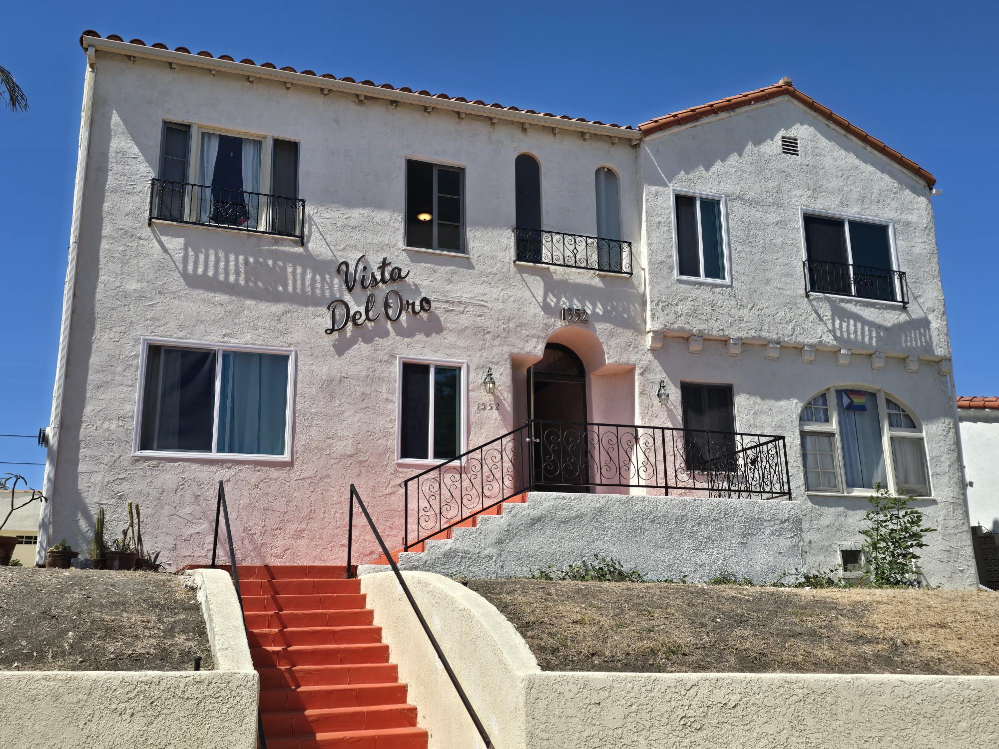 1352 W 10th St, San Pedro, CA for Sale