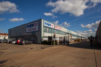 Mitcham, LND Warehouse - Streatham Rd