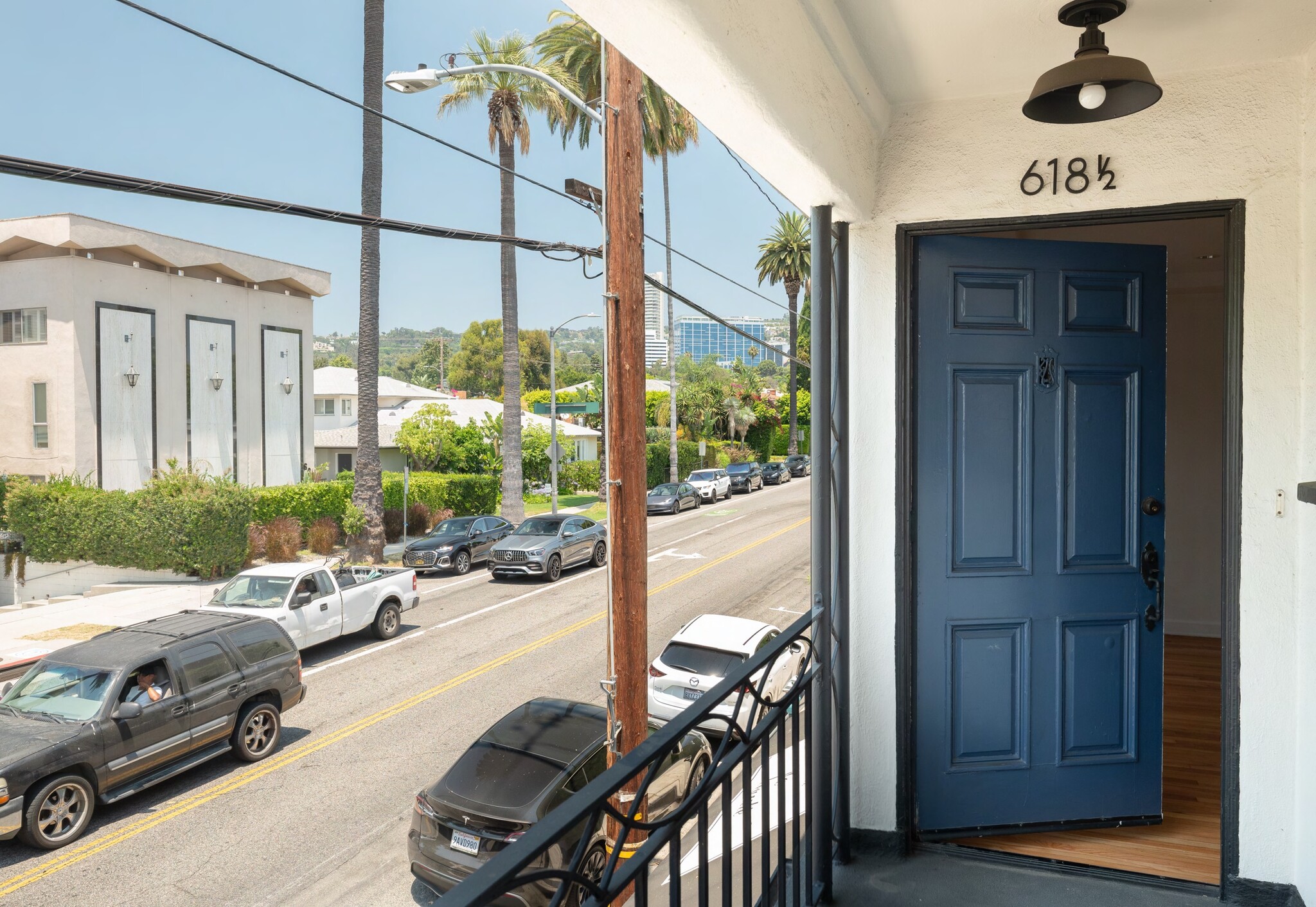 616-624 N Doheny Dr, West Hollywood, CA for Rent