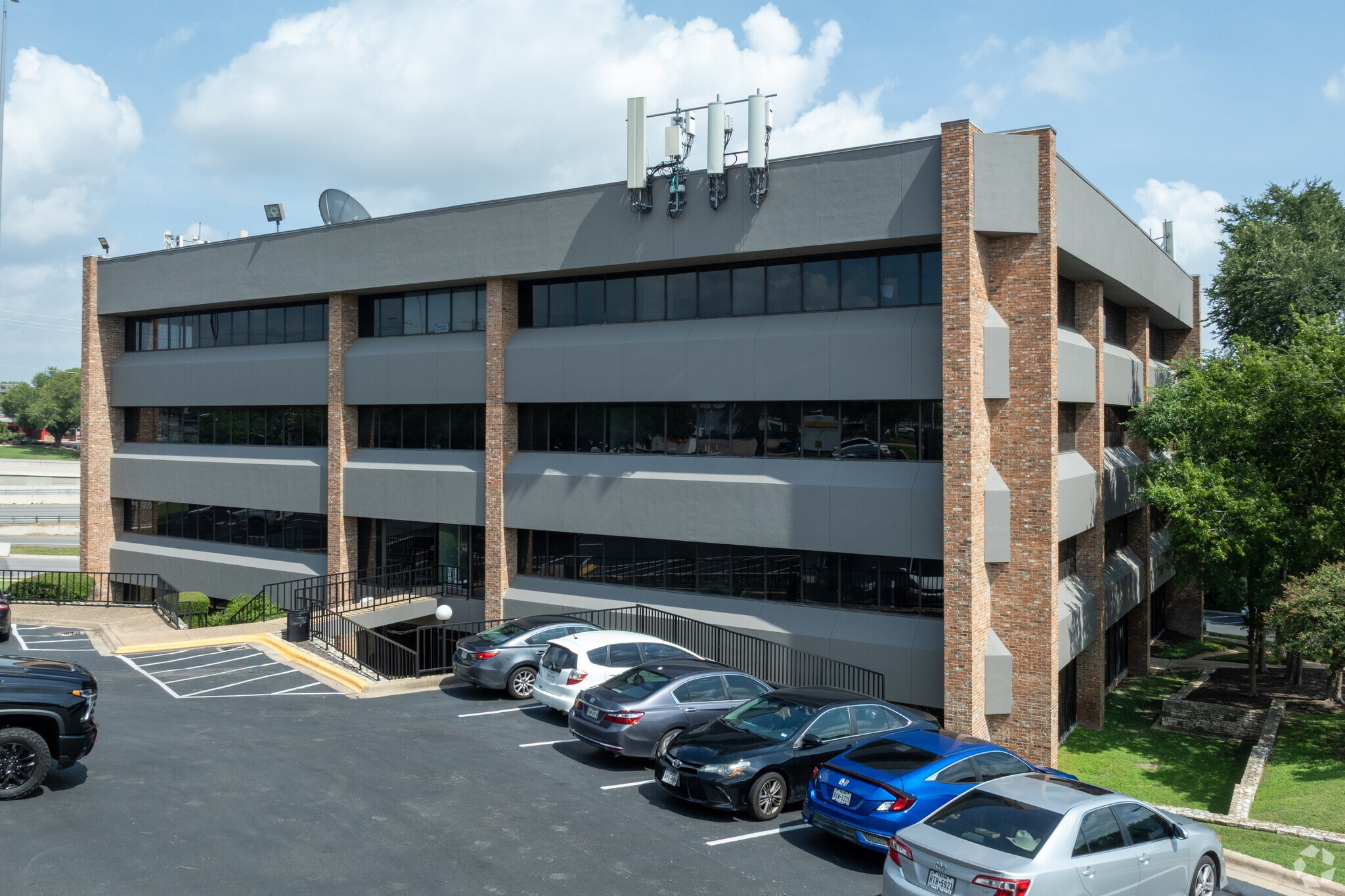2211 IH-35 S, Austin, TX for Rent