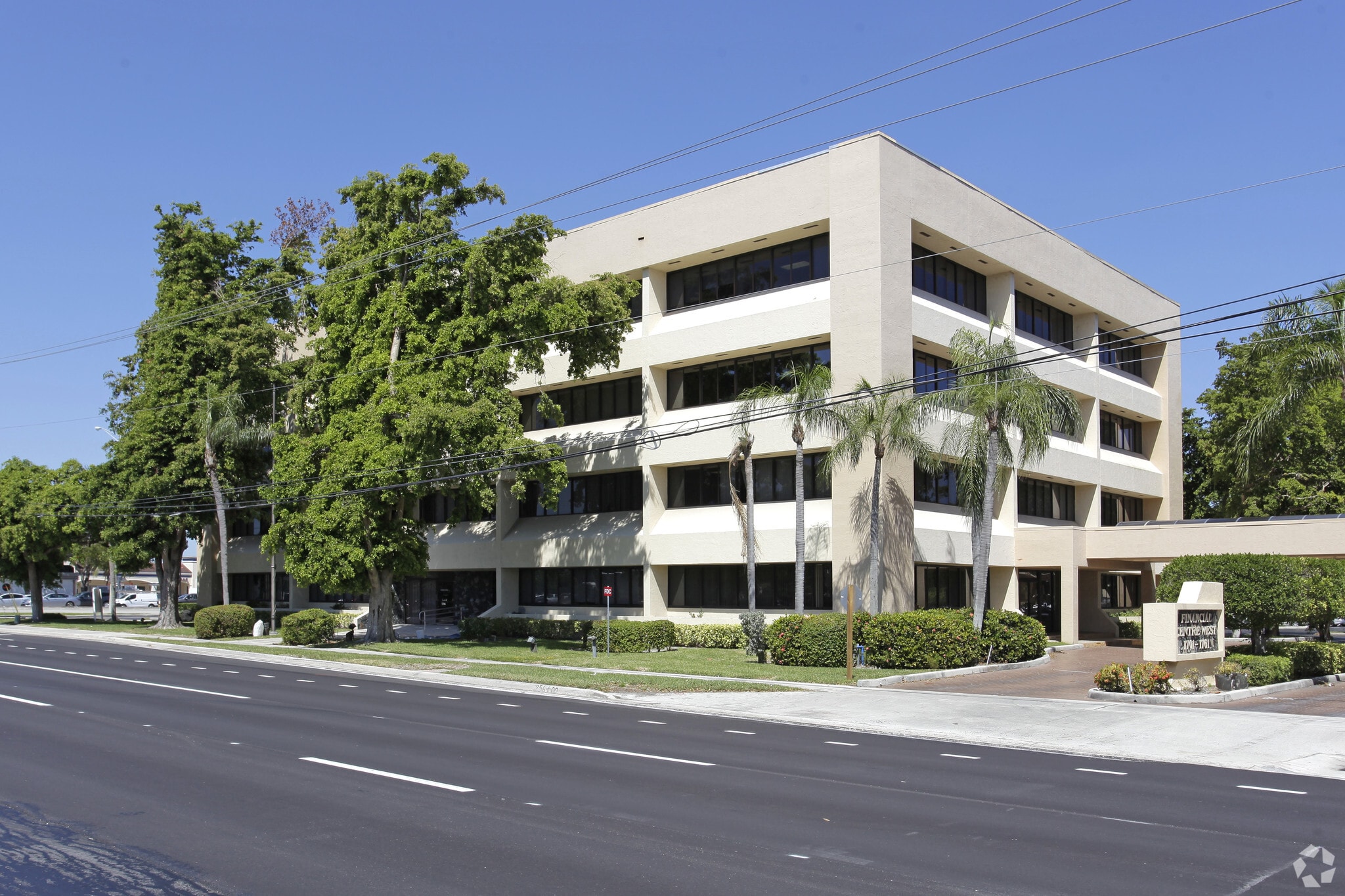 1761 W Hillsboro Blvd Deerfield Beach, FL 33442 Office Property for