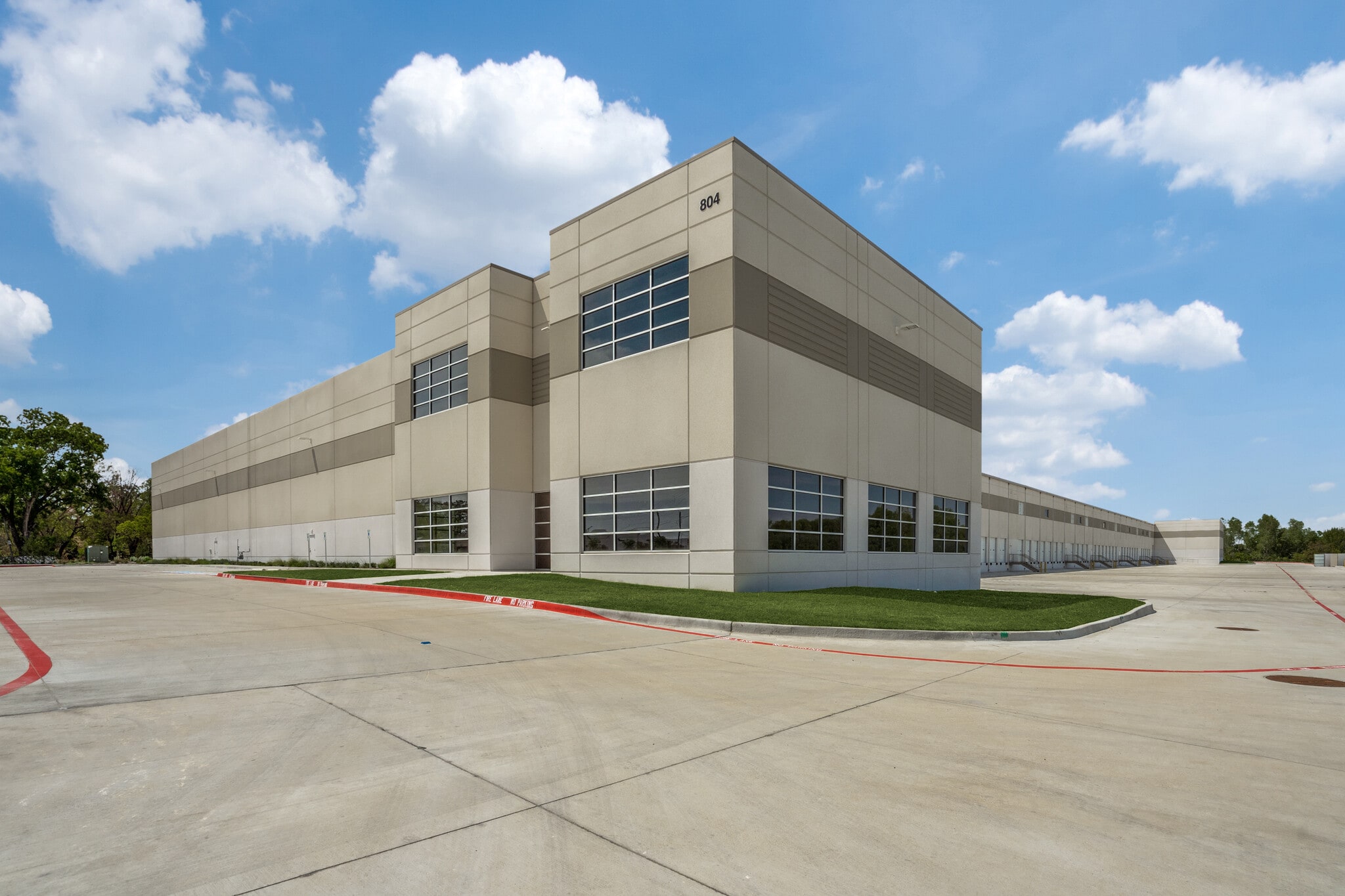 804 W Shady Grove Rd, Grand Prairie, TX for Rent