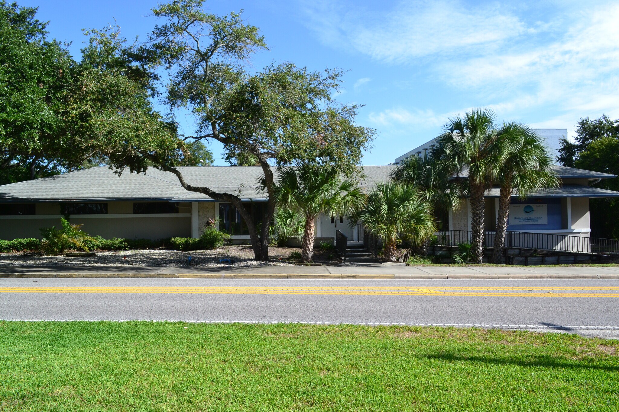 1122 Druid Rd E, Clearwater, FL for Sale