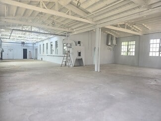 Bloomfield, NJ Flex - 224 Glenwood Ave Bloomfield, NJ Flex - 224 Glenwood Ave