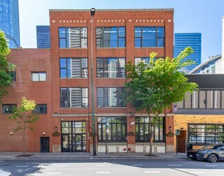 Chicago, IL Office - 11 W Illinois St