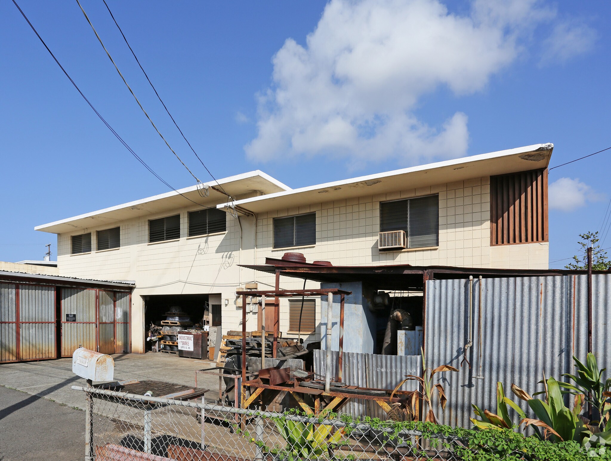 344 Kalihi St Honolulu, HI 96819 Industrial Property for Lease on