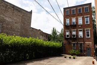 Cincinnati, OH undefined - 2035 Elm St