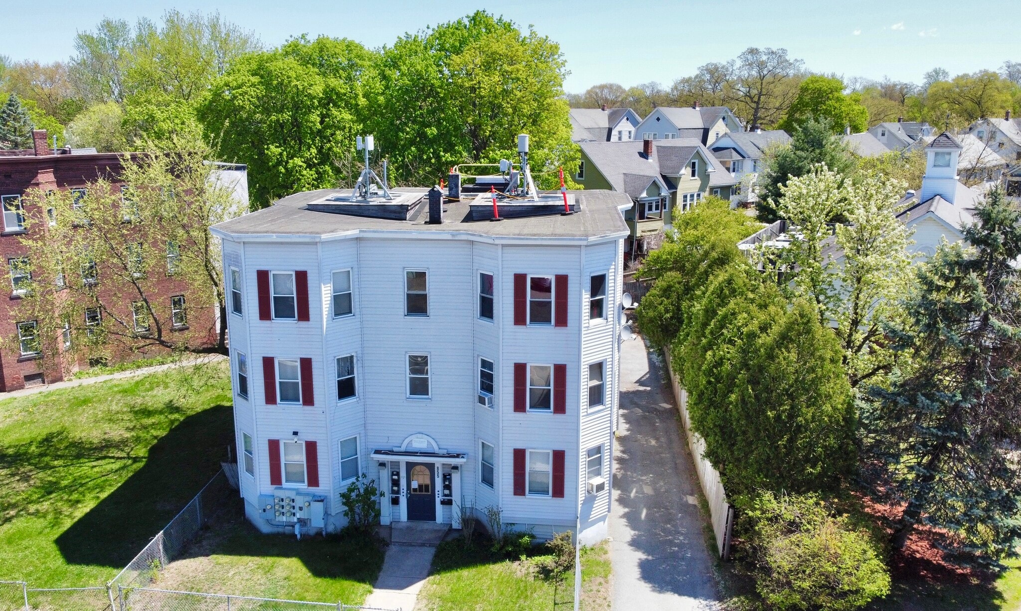855 Liberty St, Springfield, MA for Sale