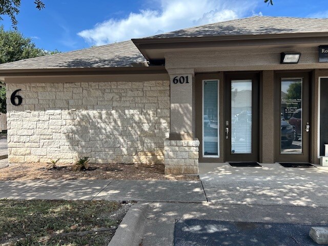 1508 Dessau Ridge Ln, Austin, TX for Sale