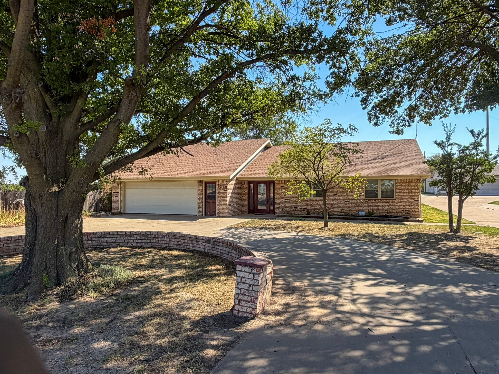 1115 N Cleveland St, Enid, OK for Sale