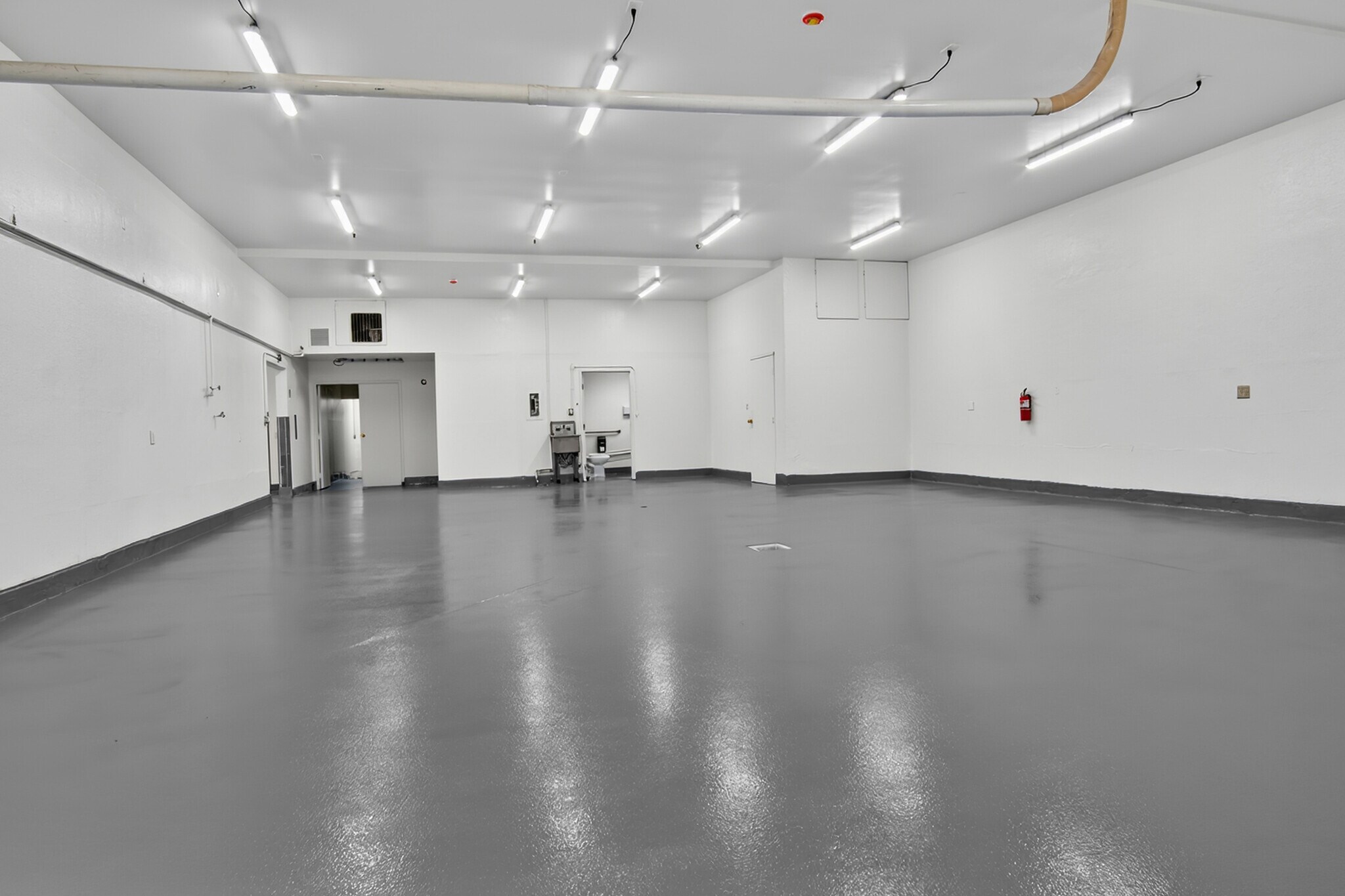 10650-10658 Burbank Blvd, North Hollywood, CA for Rent
