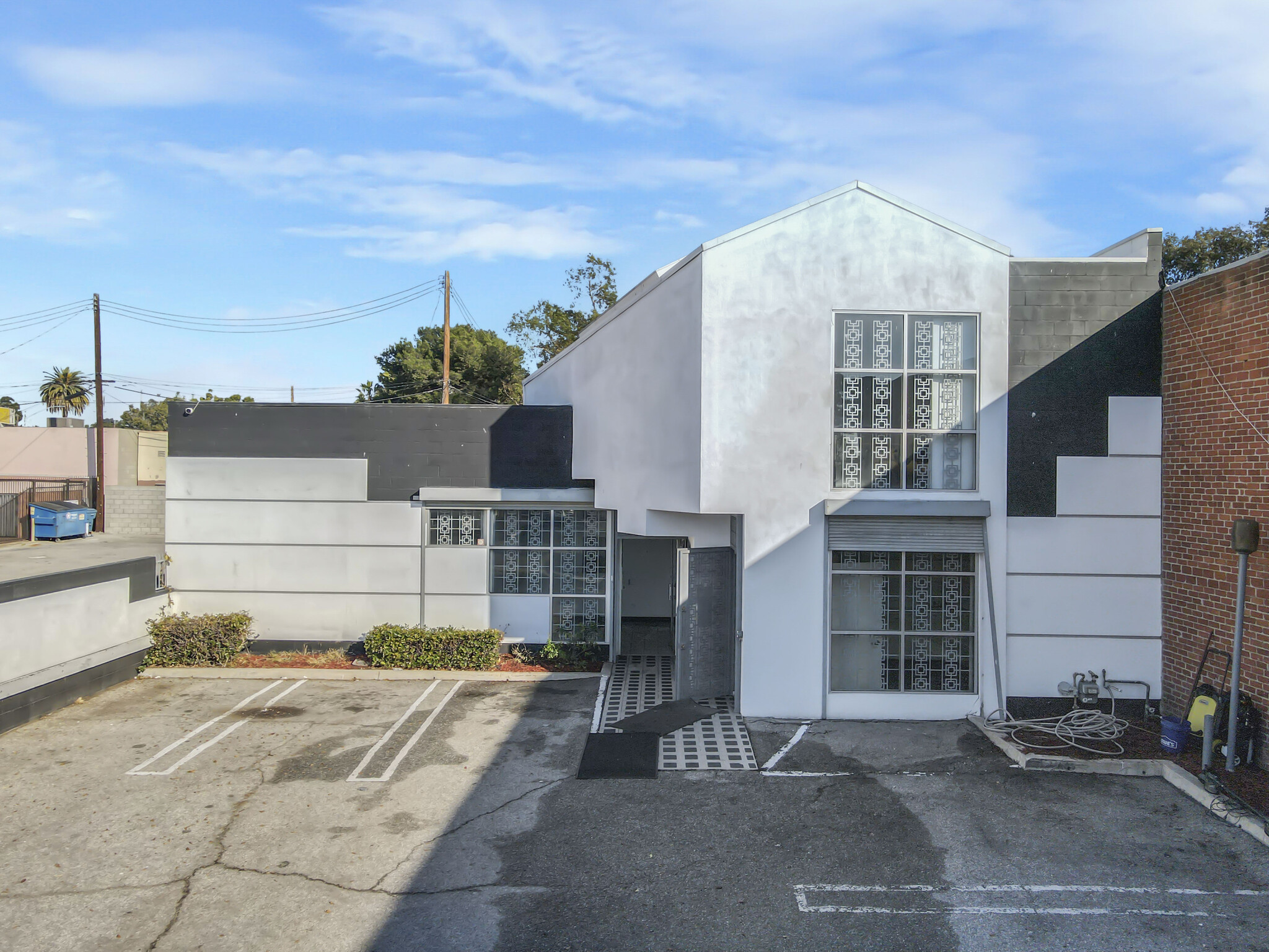 214 S Locust St, Inglewood, CA for Rent
