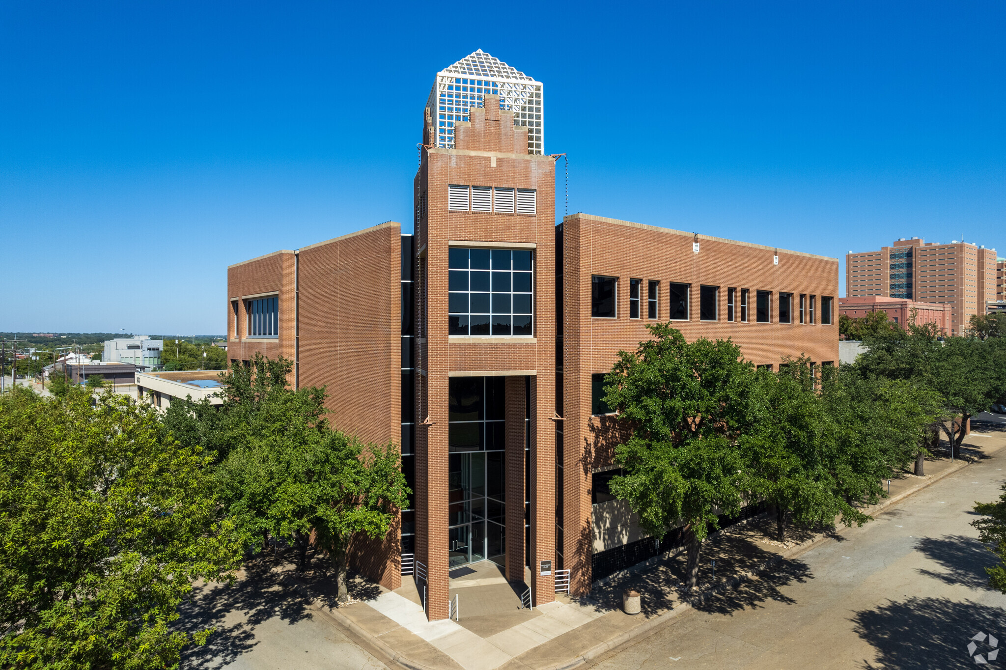 930 W 1st St, Fort Worth, TX for Rent